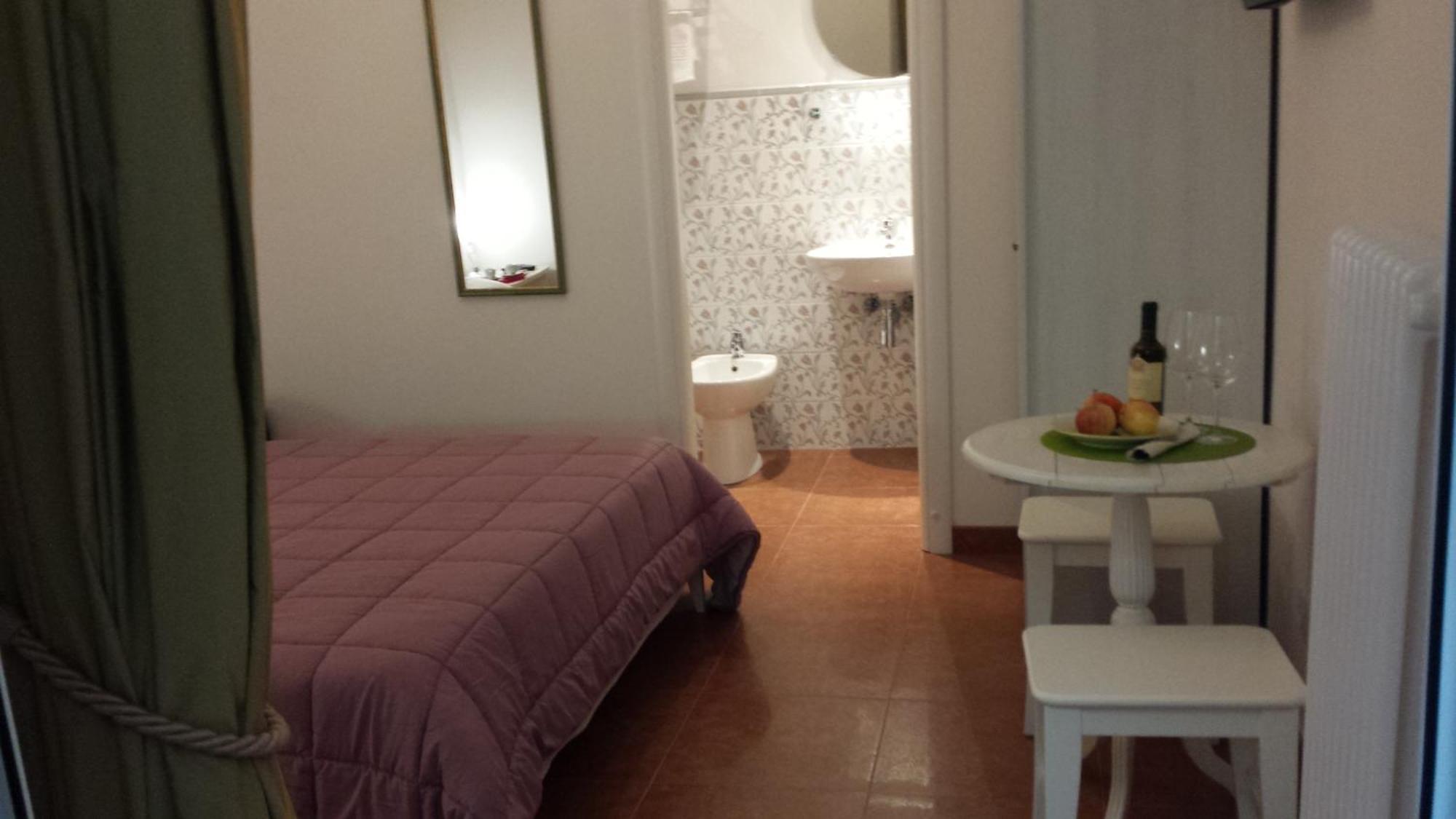 Domus Flaviae Hotel Rome Bagian luar foto