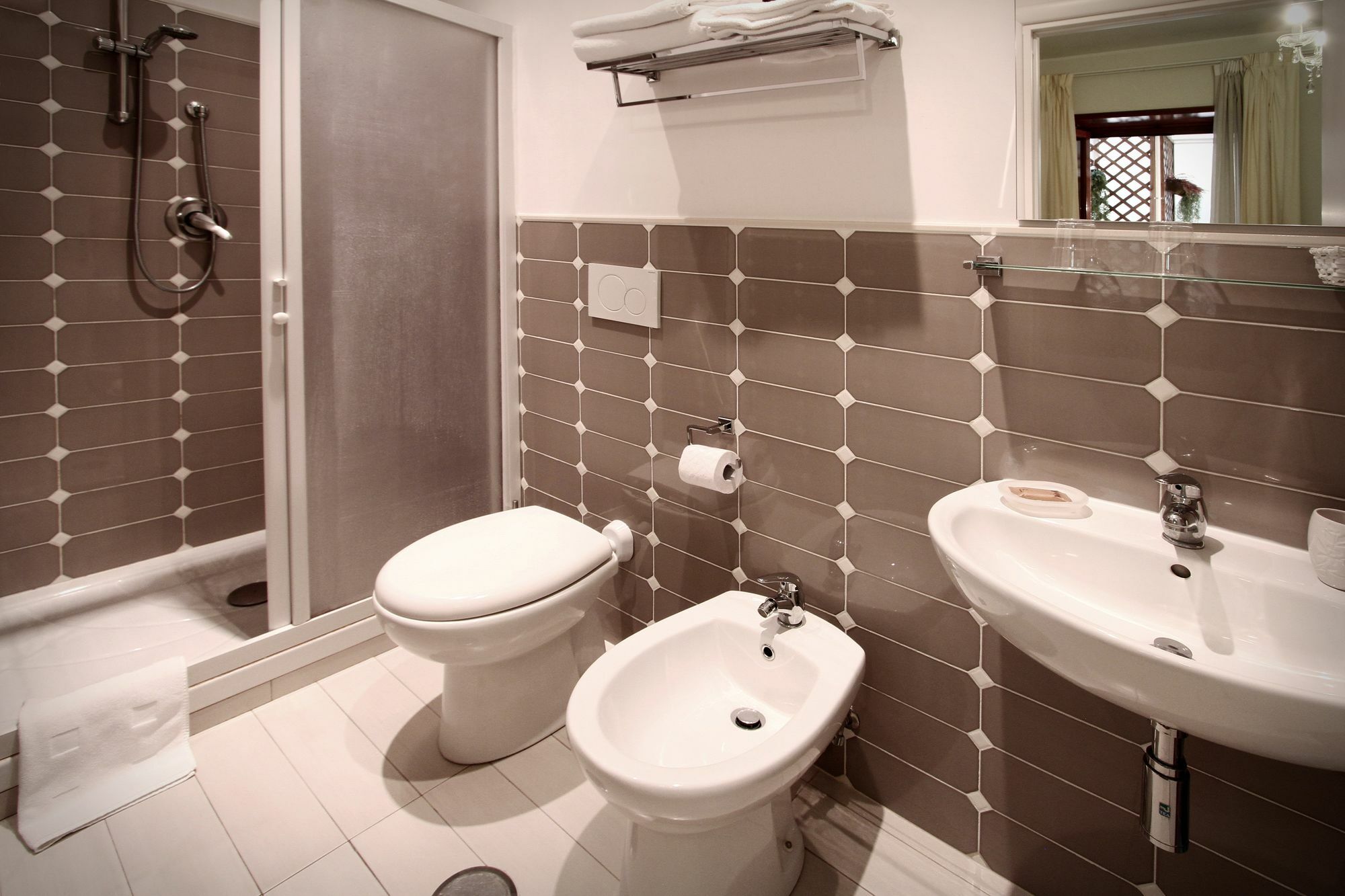 Domus Flaviae Hotel Rome Bagian luar foto